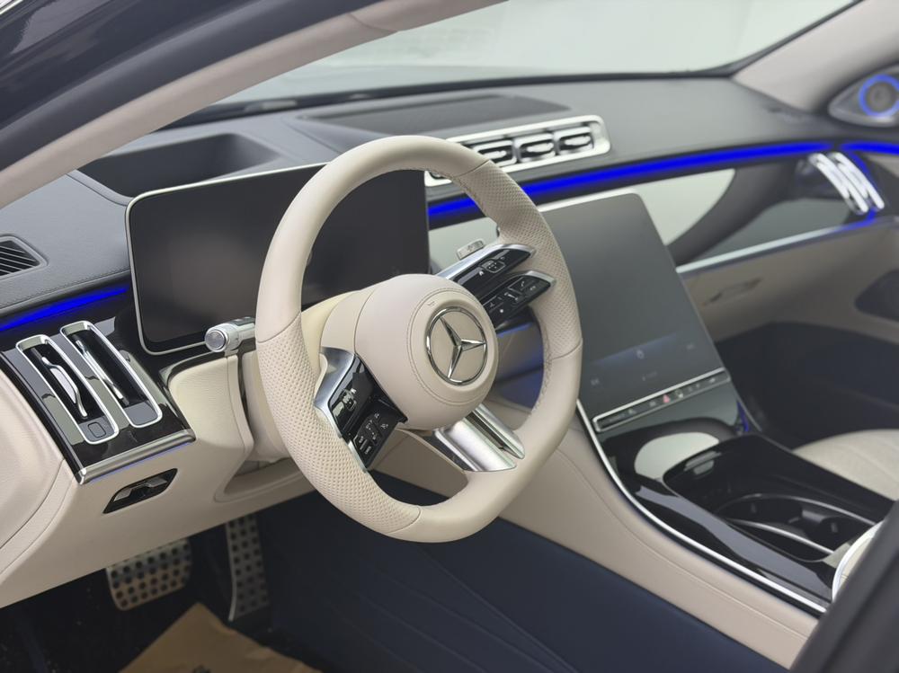 Mercedes-Benz Mercedes-Benz S-Class