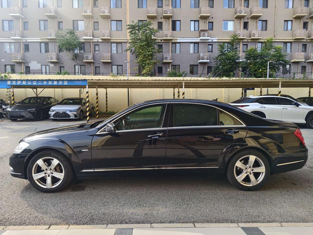 Mercedes-Benz Mercedes-Benz S-Class