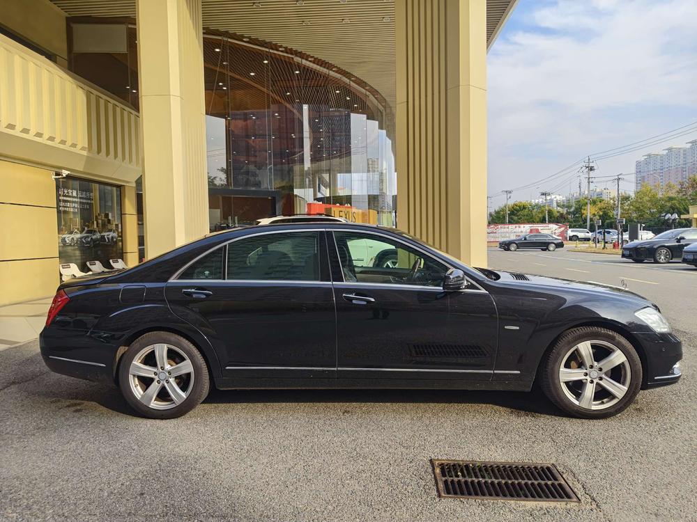 Mercedes-Benz Mercedes-Benz S-Class