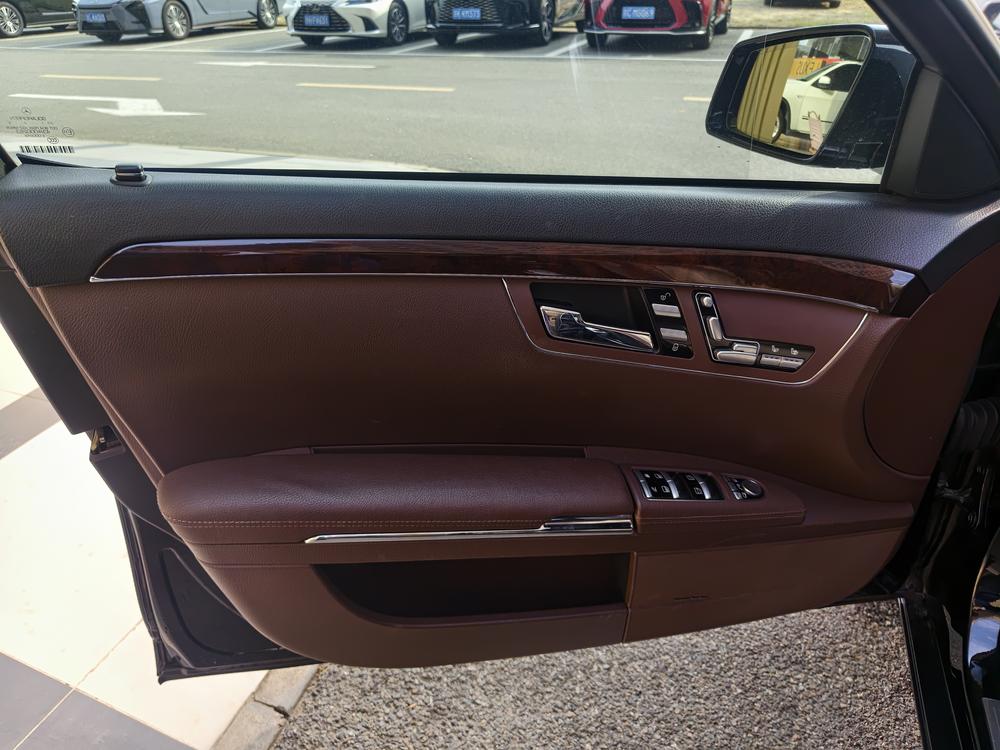 Mercedes-Benz Mercedes-Benz S-Class