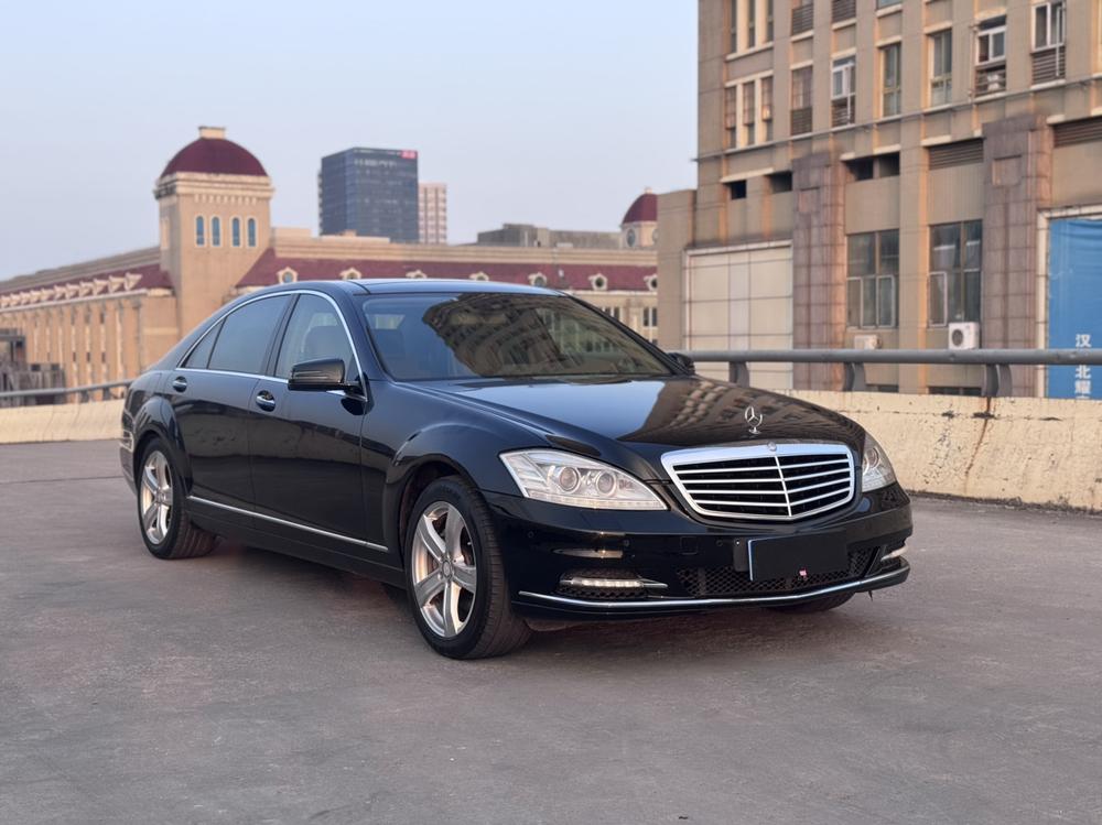 Mercedes-Benz Mercedes-Benz S-Class