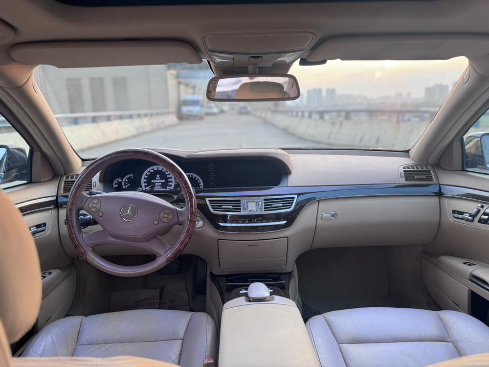 Mercedes-Benz Mercedes-Benz S-Class