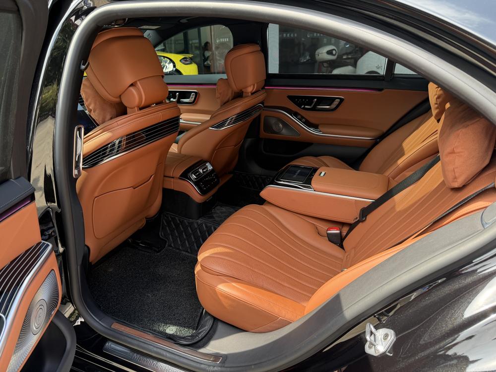 Mercedes-Benz Mercedes-Benz S-Class