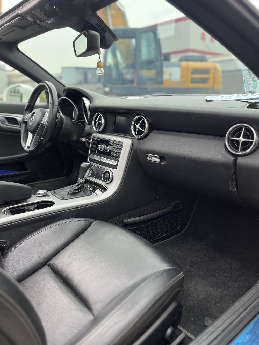 Mercedes-Benz Mercedes-Benz SLK-Class