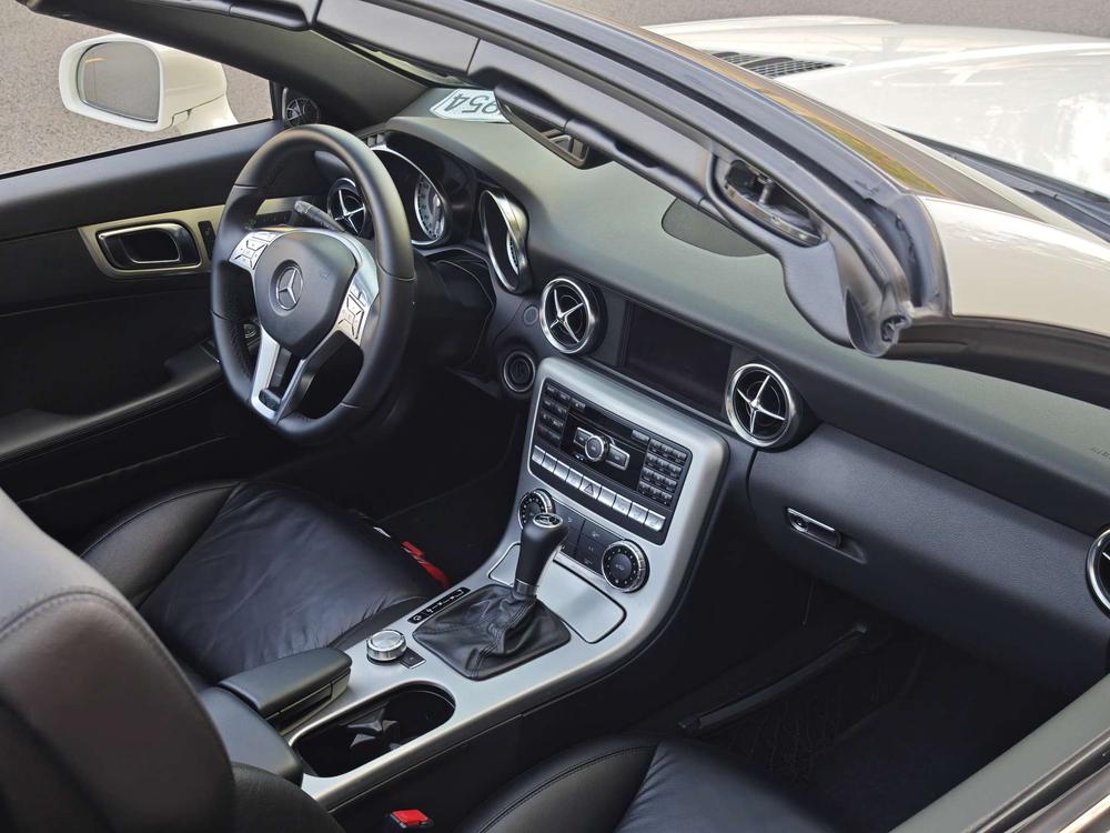 Mercedes-Benz Mercedes-Benz SLK-Class