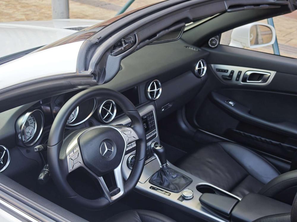 Mercedes-Benz Mercedes-Benz SLK-Class