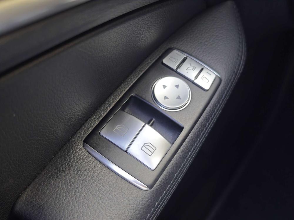Mercedes-Benz Mercedes-Benz SLK-Class