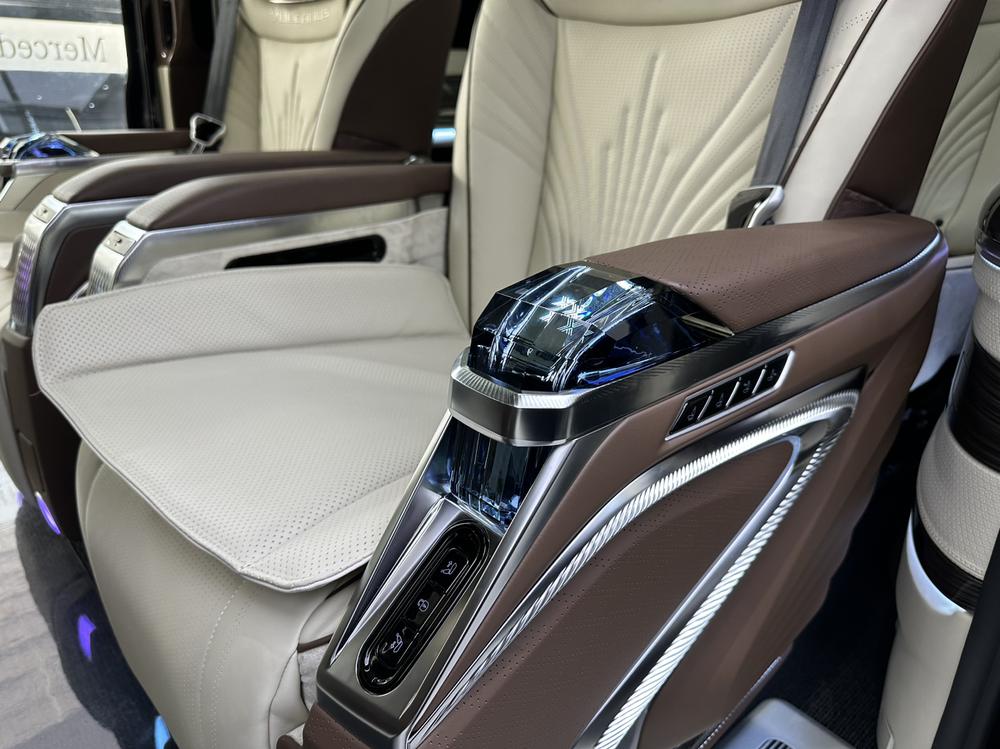 Mercedes-Benz Mercedes-Benz V-Class