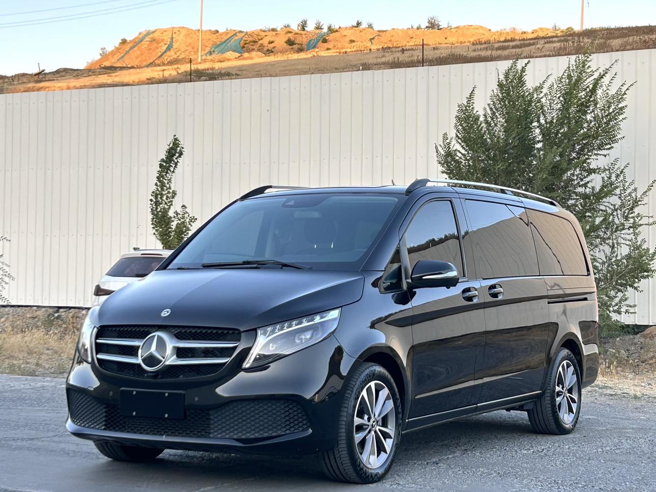 Mercedes-Benz Mercedes-Benz V-Class