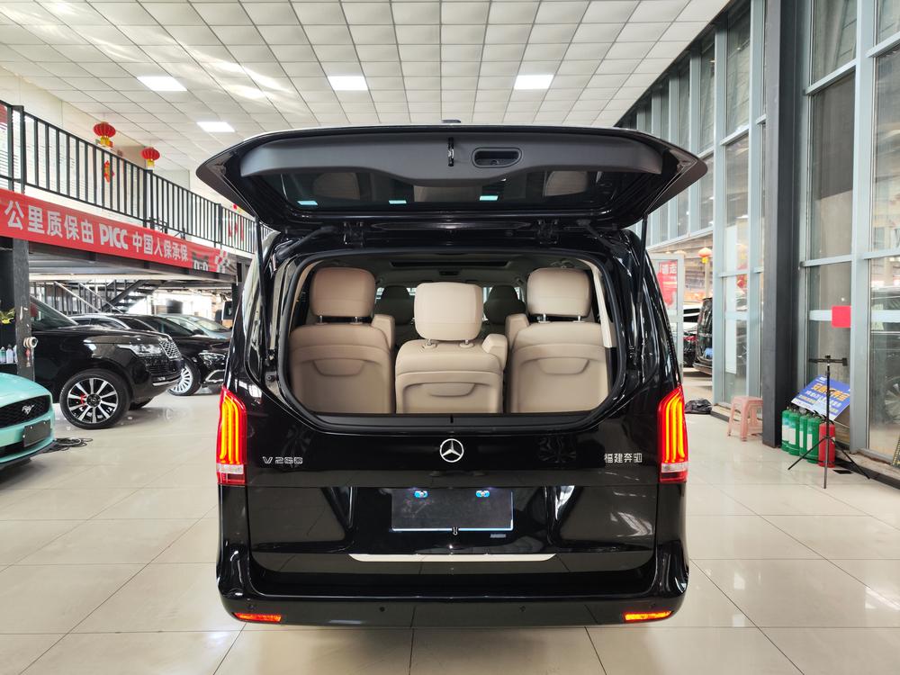 Mercedes-Benz Mercedes-Benz V-Class