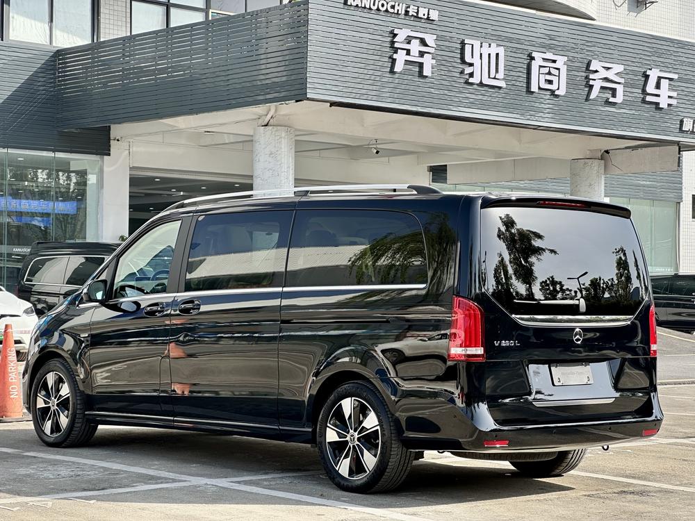 Mercedes-Benz Mercedes-Benz V-Class