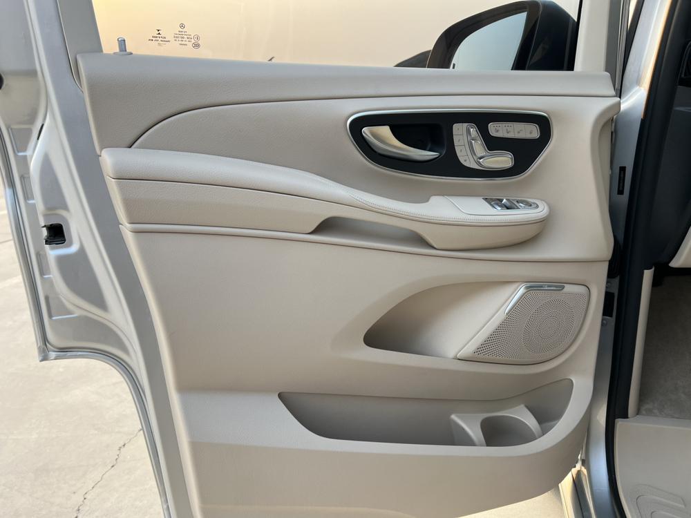 Mercedes-Benz Mercedes-Benz V-Class