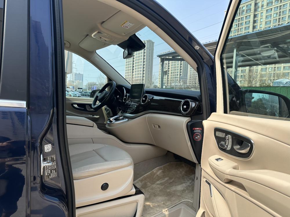 Mercedes-Benz Mercedes-Benz V-Class