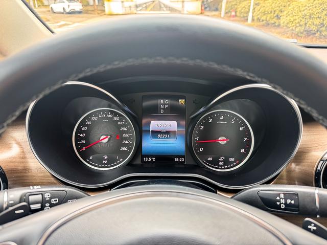 Mercedes-Benz Mercedes-Benz V-Class