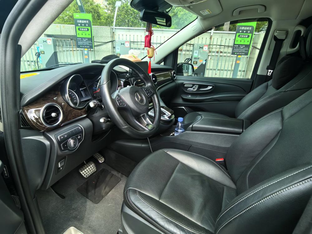 Mercedes-Benz Mercedes-Benz V-Class