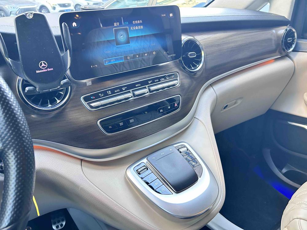 Mercedes-Benz Mercedes-Benz V-Class