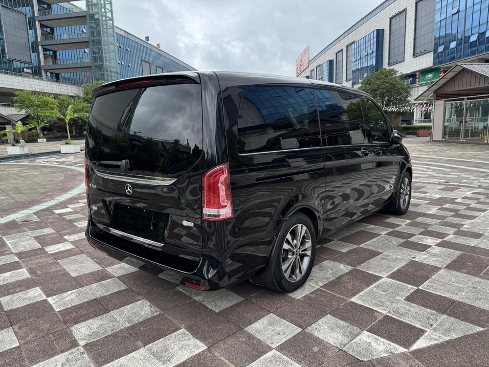 Mercedes-Benz Mercedes-Benz V-Class