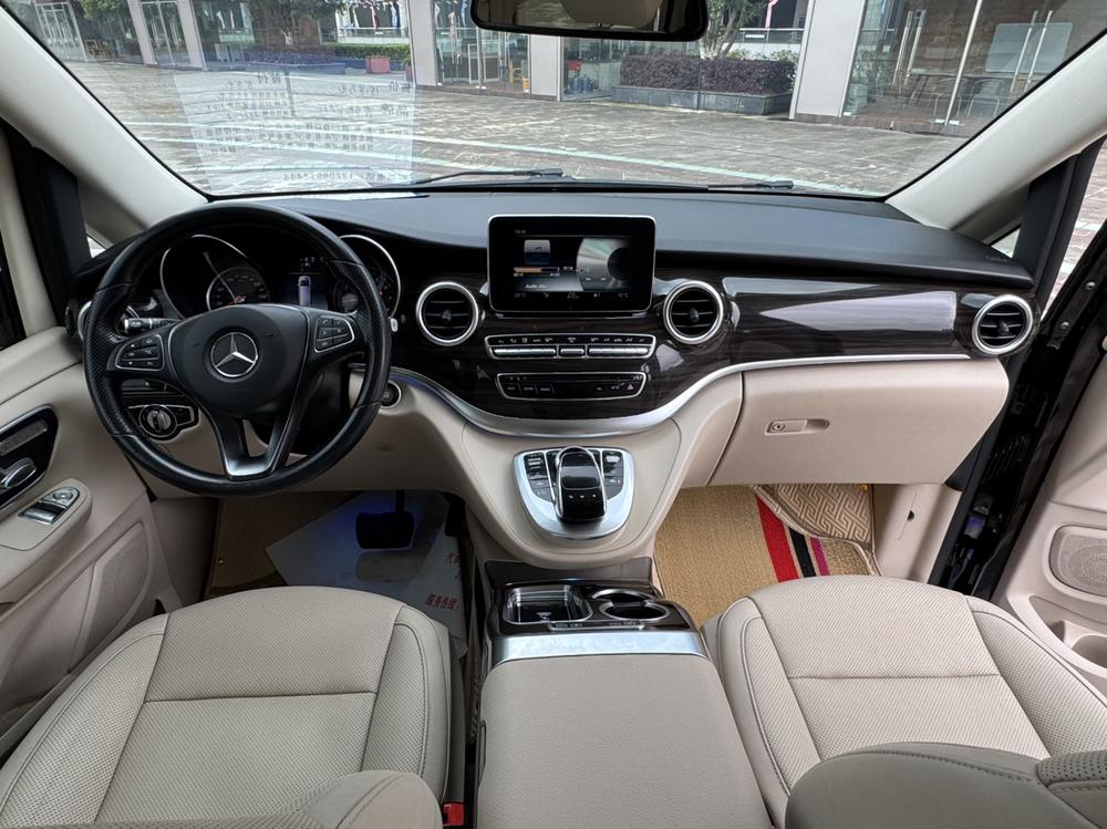 Mercedes-Benz Mercedes-Benz V-Class