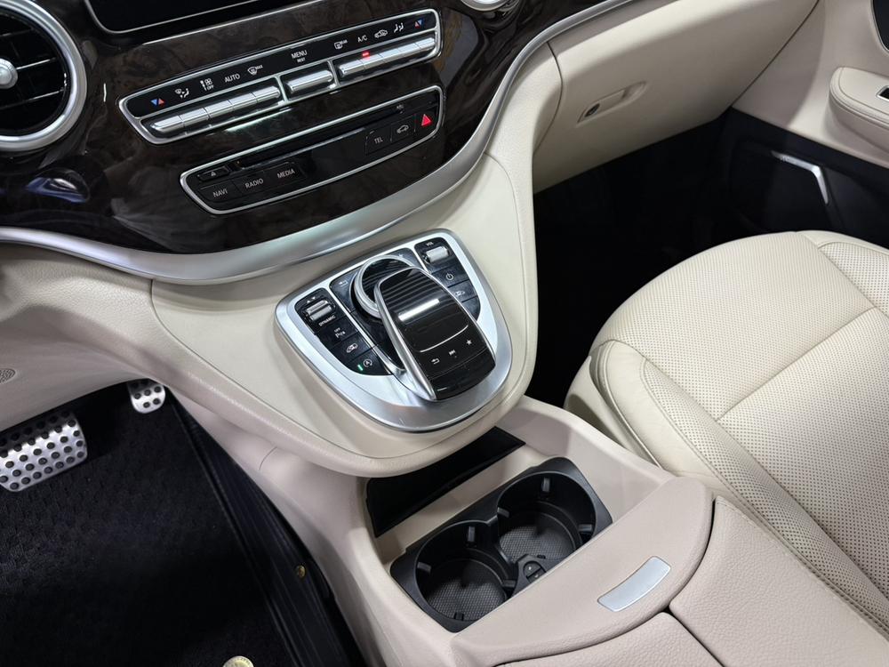 Mercedes-Benz Mercedes-Benz V-Class