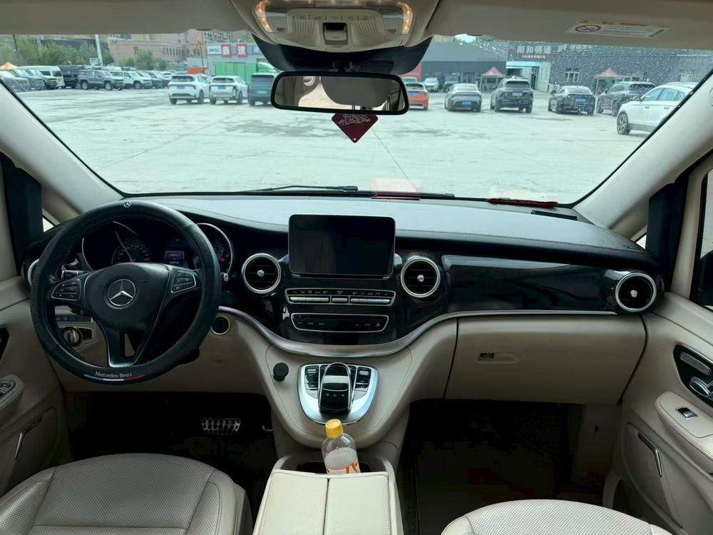 Mercedes-Benz Mercedes-Benz V-Class