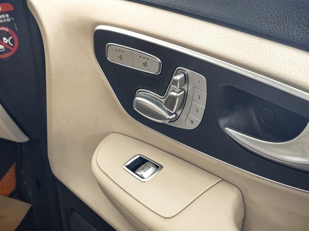 Mercedes-Benz Mercedes-Benz V-Class