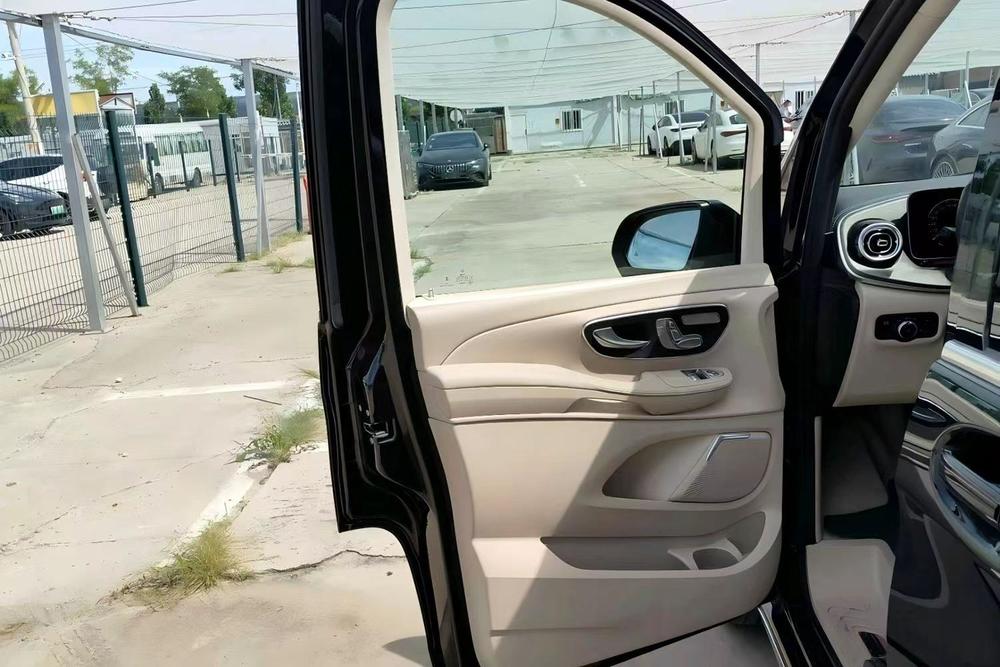 Mercedes-Benz Mercedes-Benz V-Class