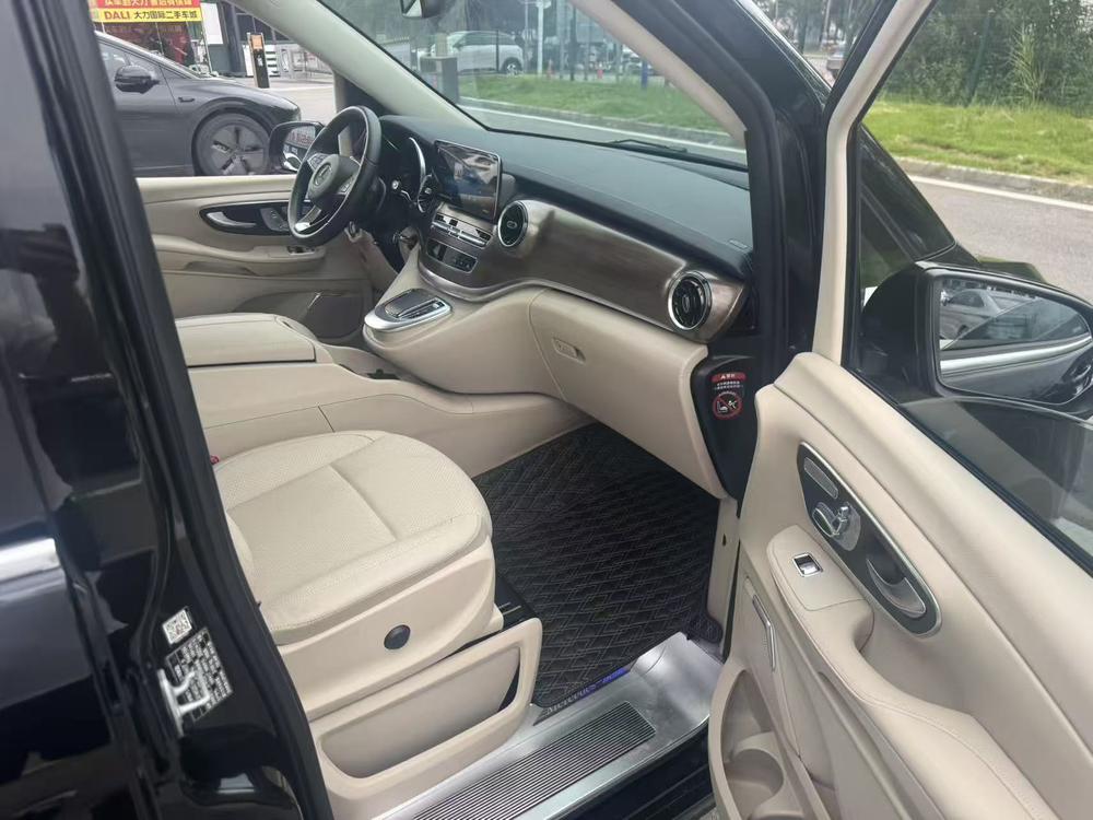 Mercedes-Benz Mercedes-Benz V-Class