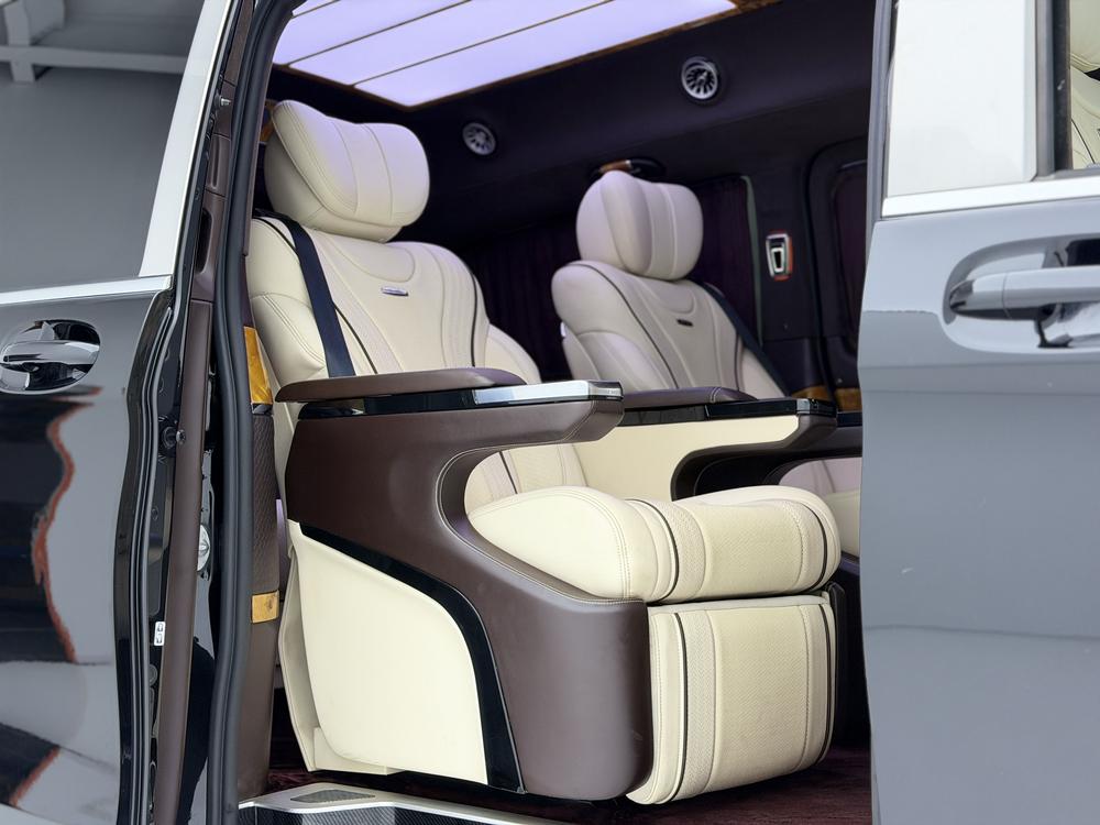 Mercedes-Benz Mercedes-Benz V-Class