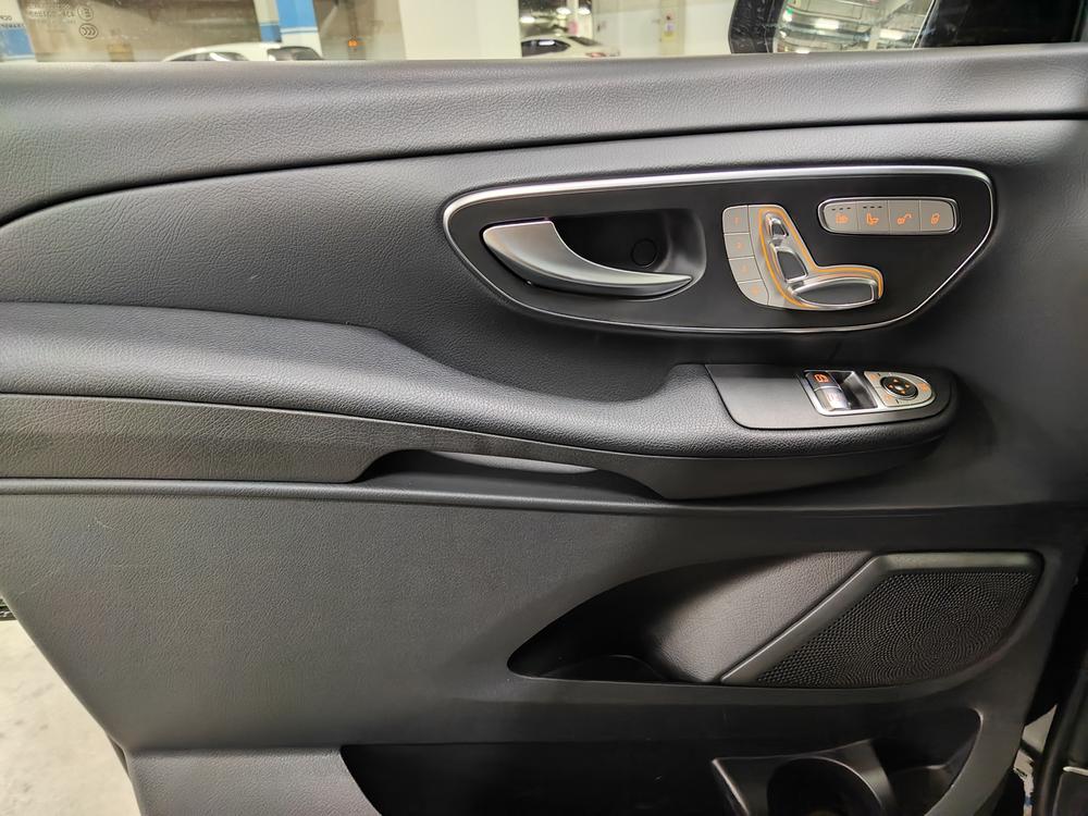 Mercedes-Benz Mercedes-Benz V-Class
