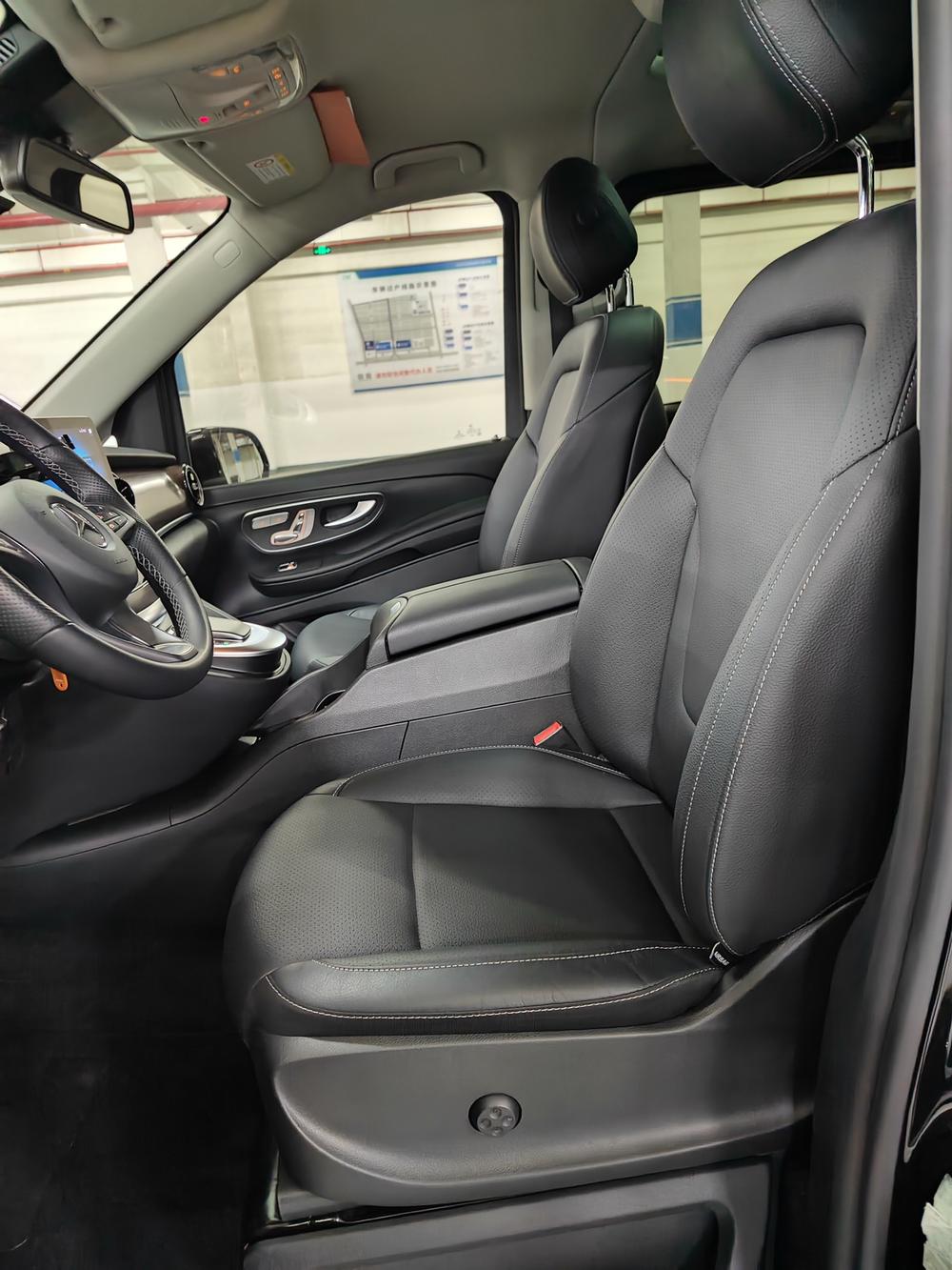 Mercedes-Benz Mercedes-Benz V-Class