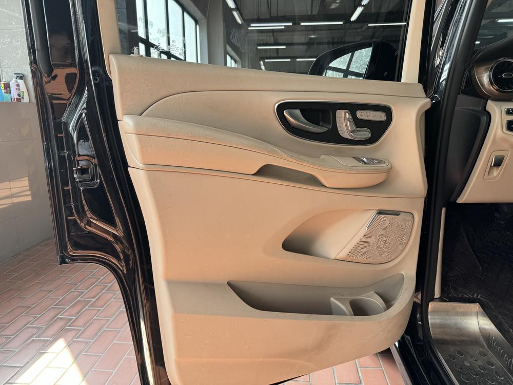 Mercedes-Benz Mercedes-Benz V-Class