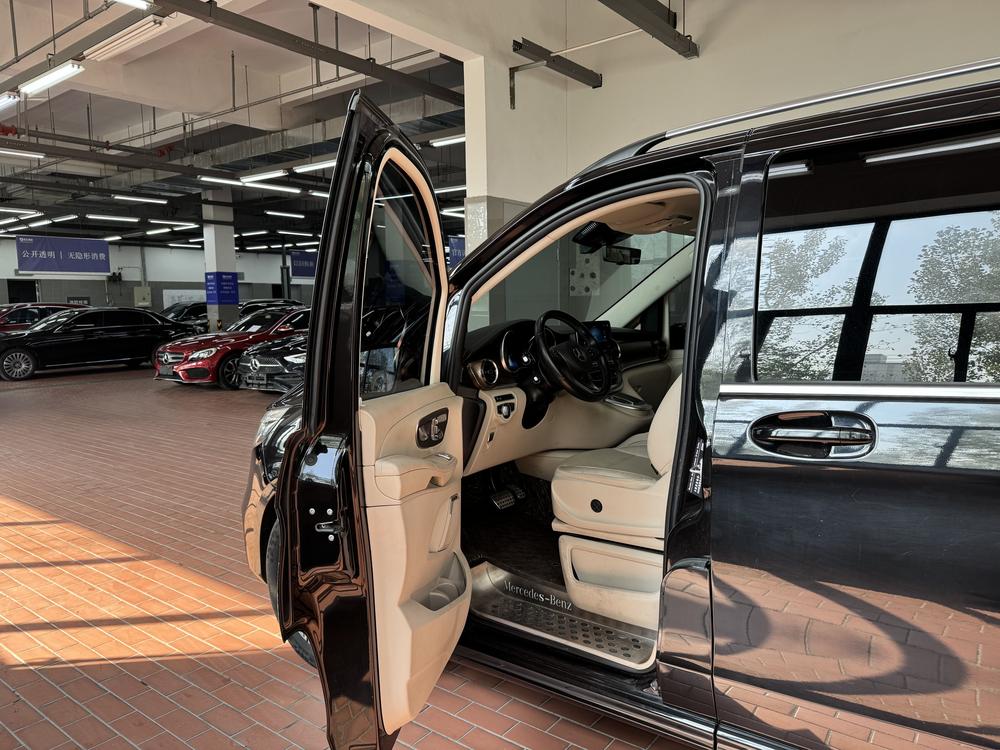 Mercedes-Benz Mercedes-Benz V-Class
