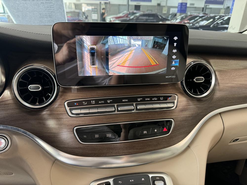 Mercedes-Benz Mercedes-Benz V-Class