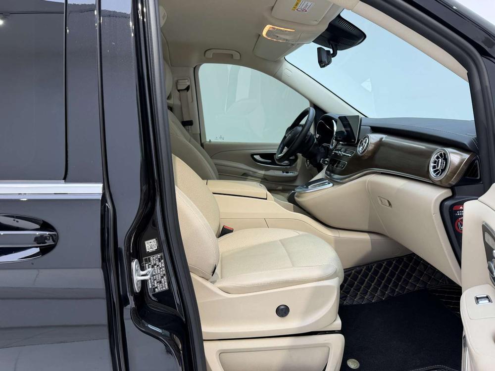 Mercedes-Benz Mercedes-Benz V-Class
