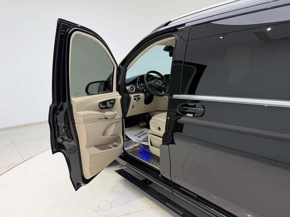 Mercedes-Benz Mercedes-Benz V-Class