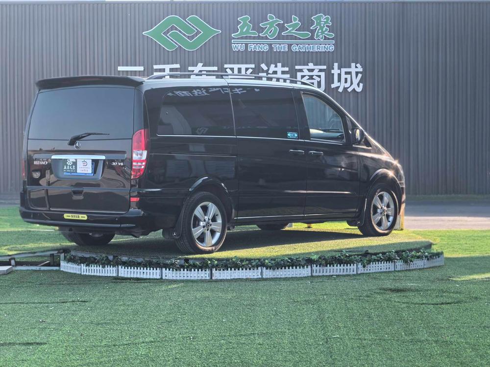 Mercedes-Benz Viano