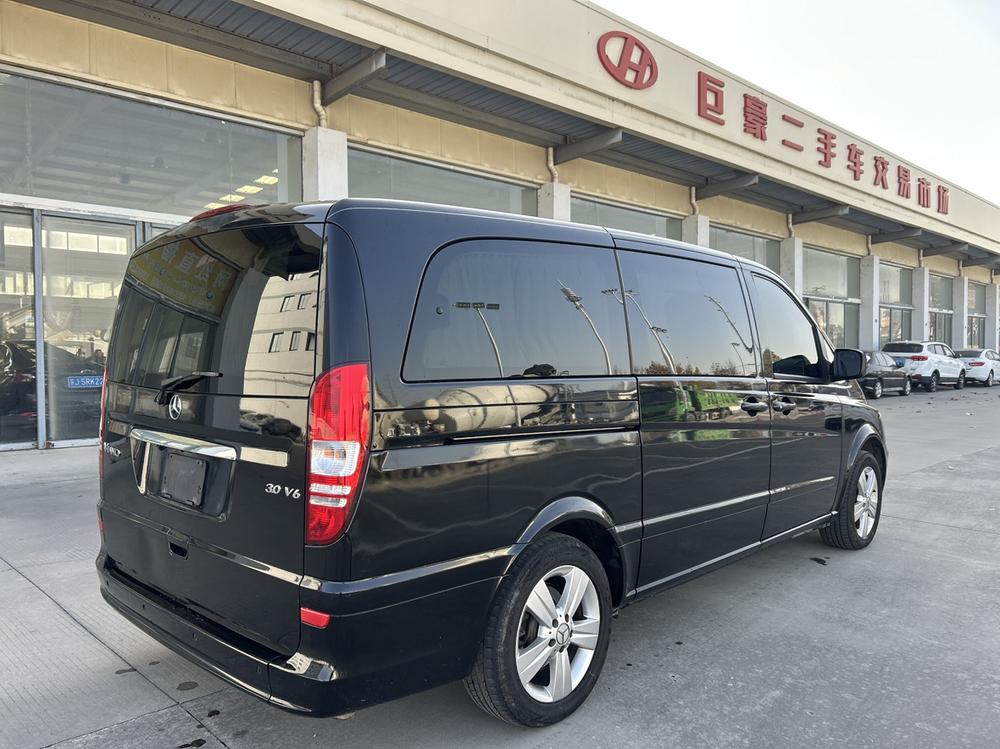 Mercedes-Benz Viano