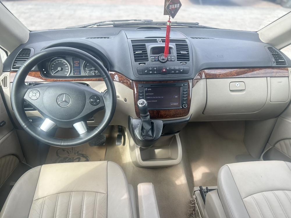 Mercedes-Benz Viano
