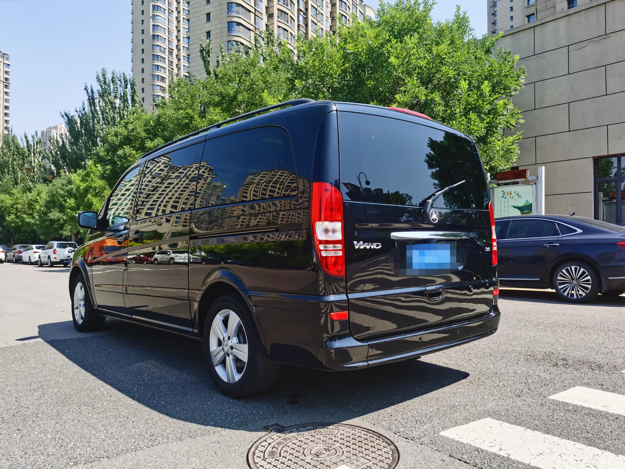 Mercedes-Benz Viano