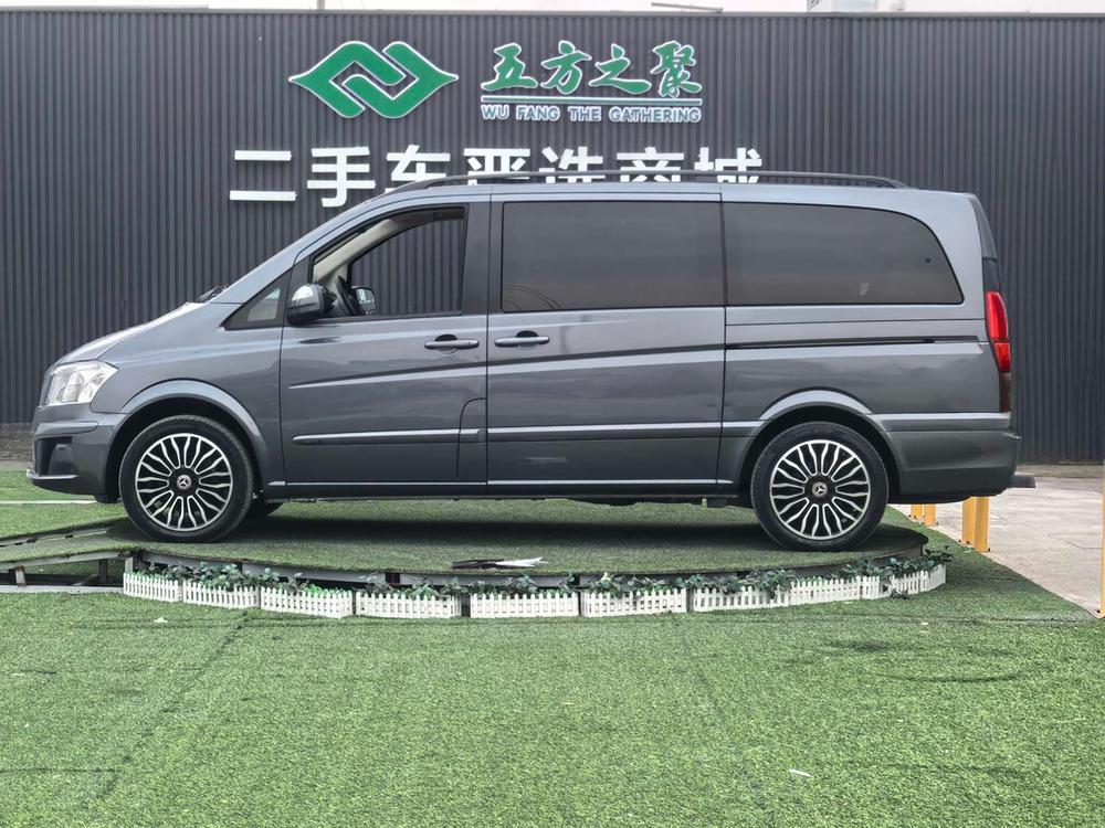 Mercedes-Benz Viano