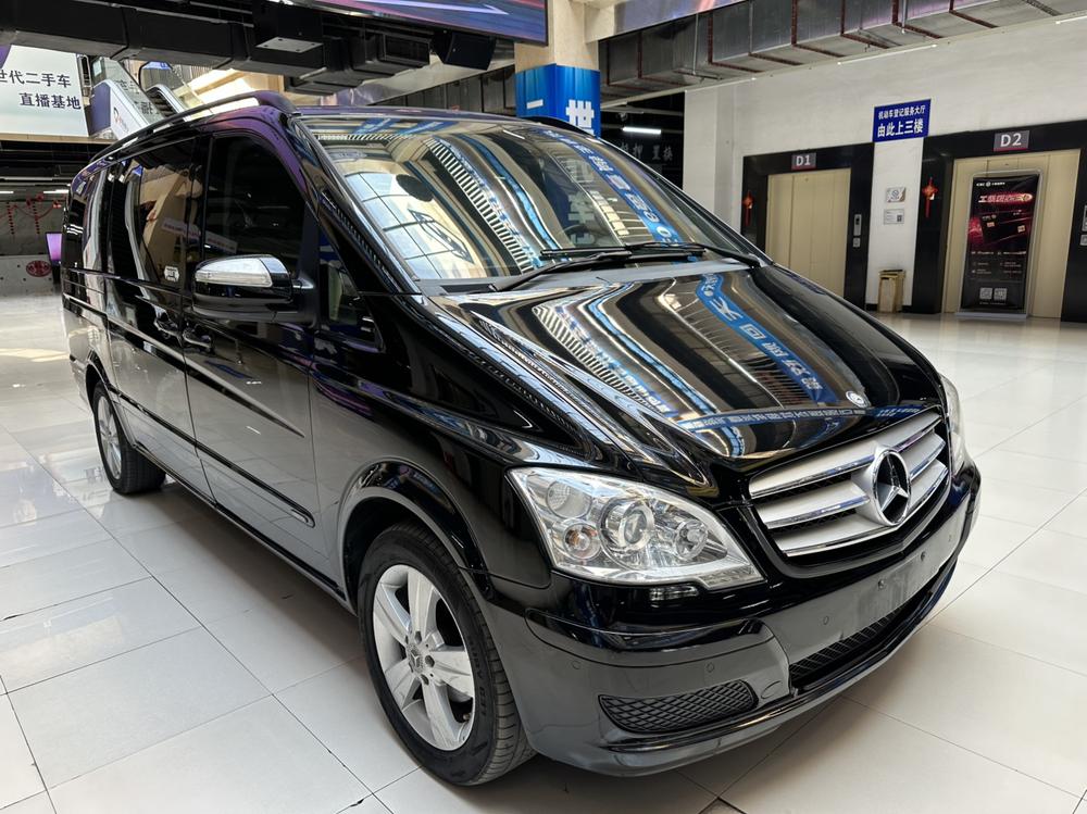 Mercedes-Benz Viano