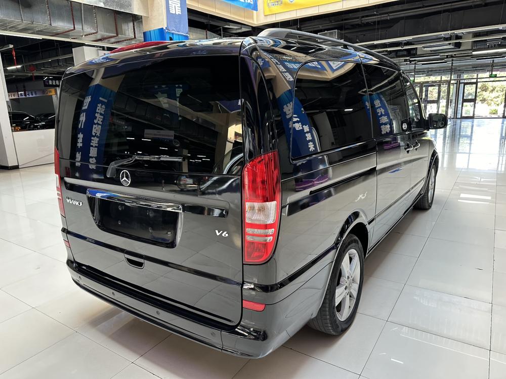 Mercedes-Benz Viano