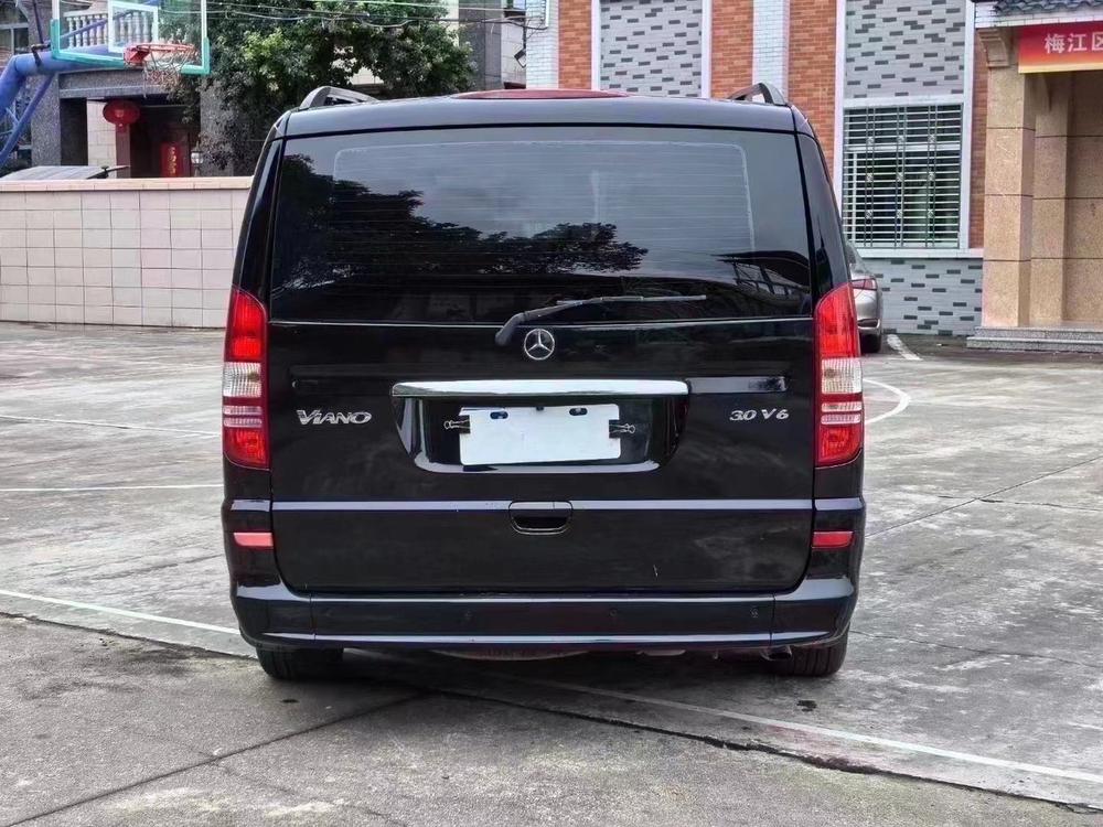 Mercedes-Benz Viano