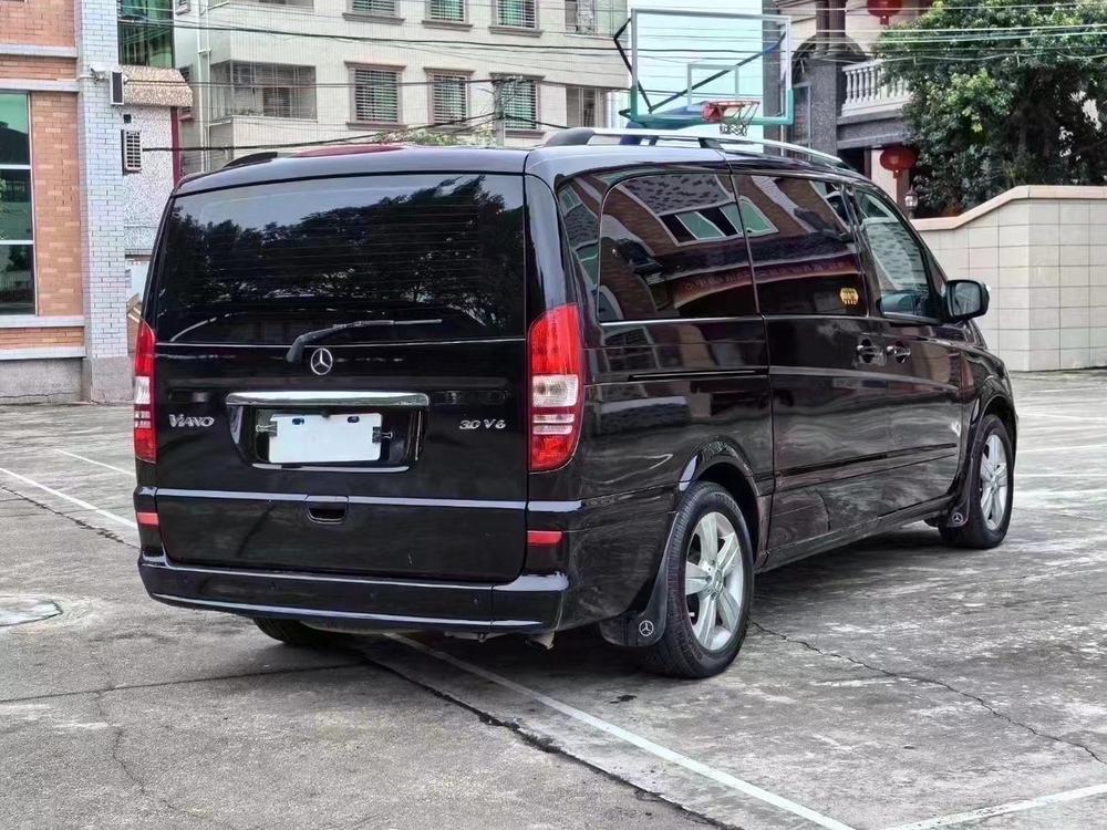 Mercedes-Benz Viano