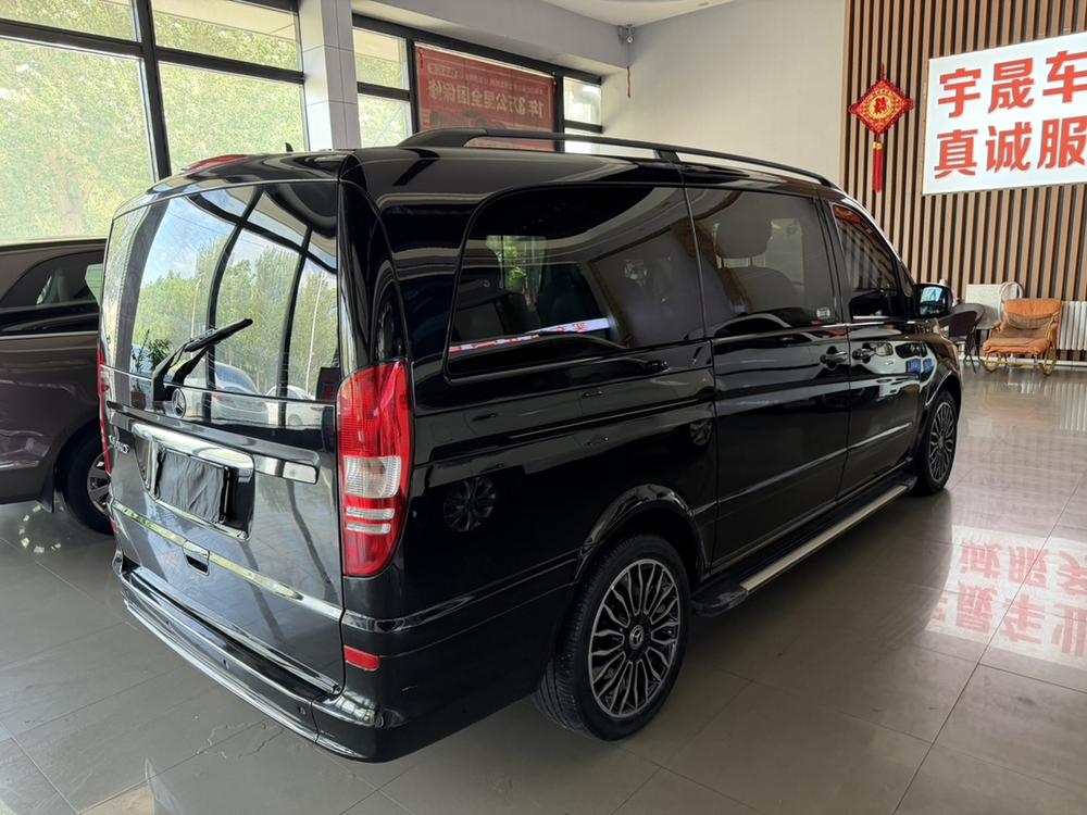 Mercedes-Benz Viano