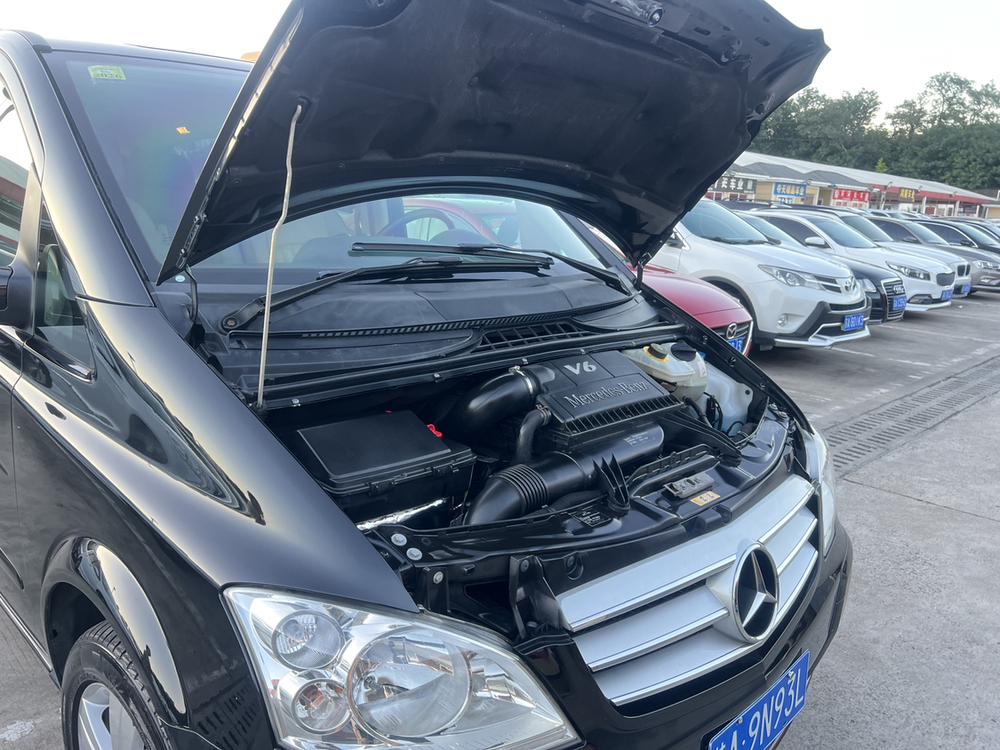 Mercedes-Benz Viano