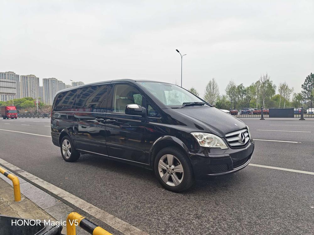 Mercedes-Benz Viano