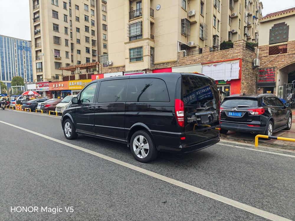 Mercedes-Benz Viano