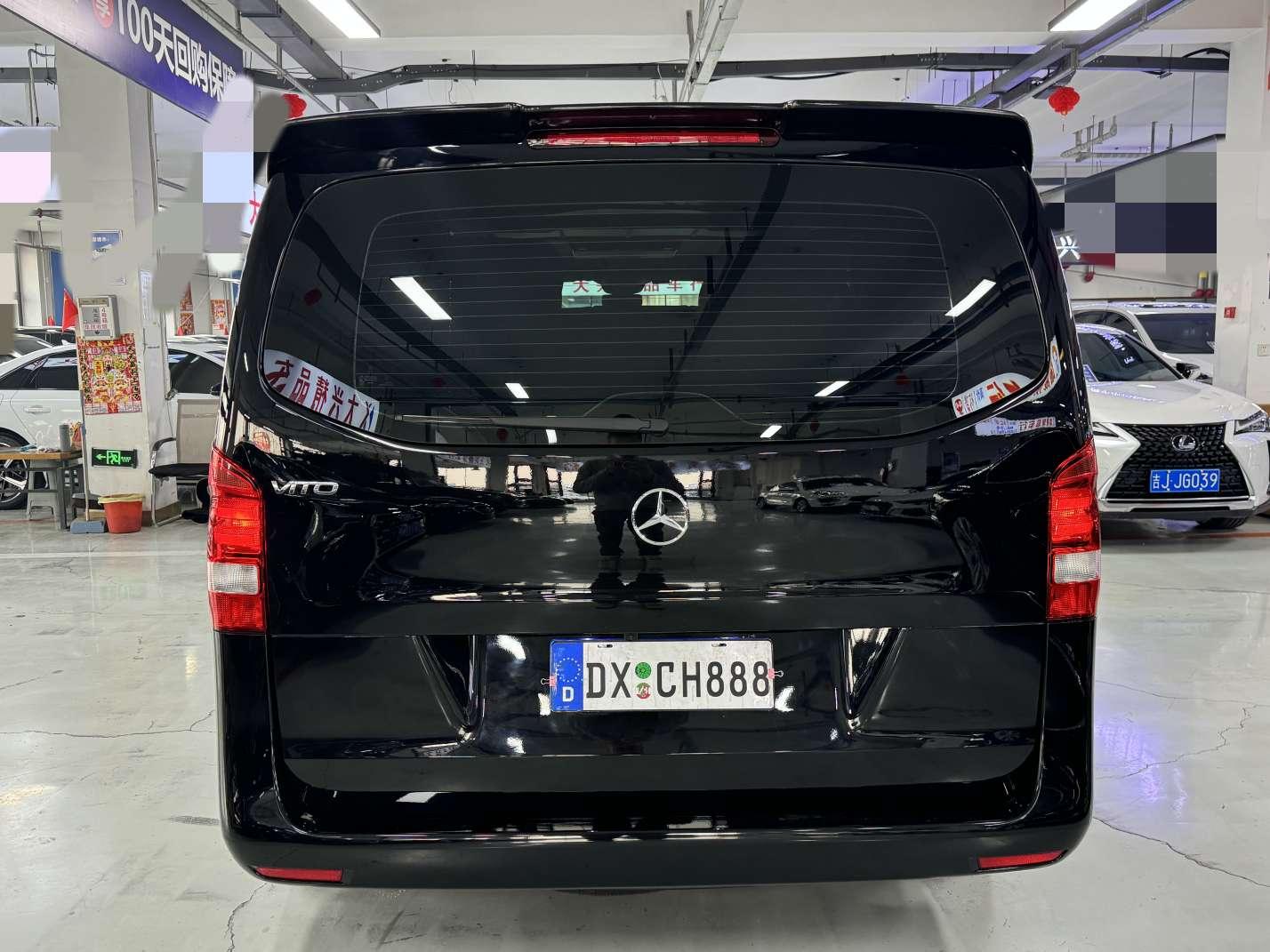 Mercedes-Benz Vito