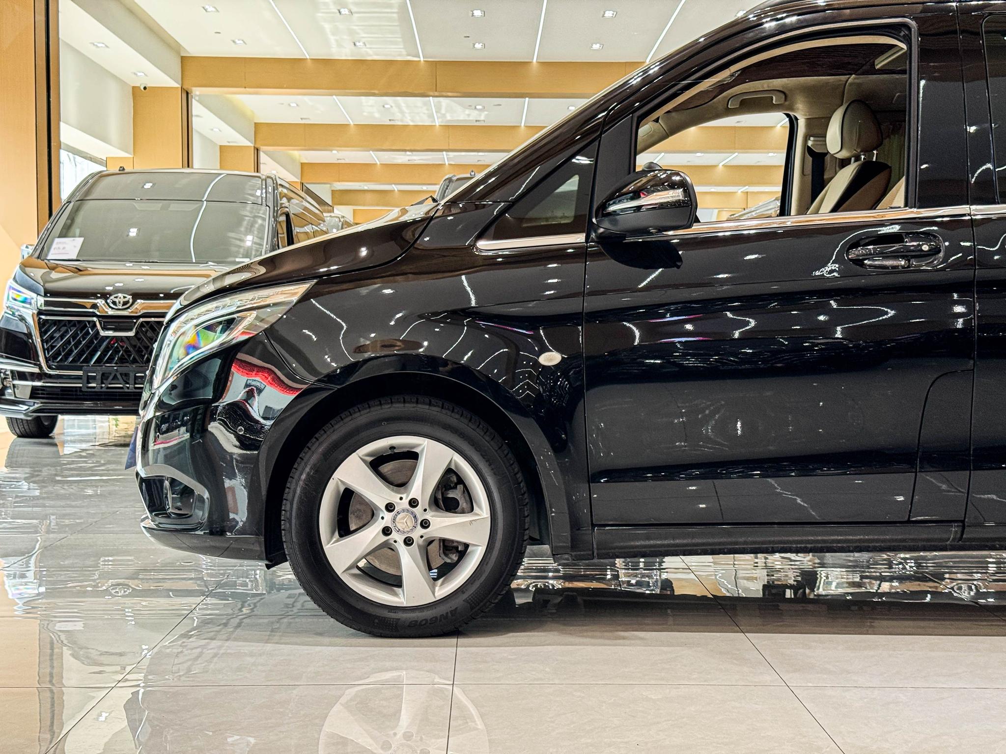 Mercedes-Benz Vito